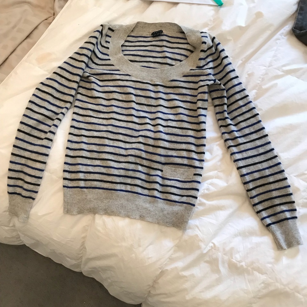 Cashmere sweater